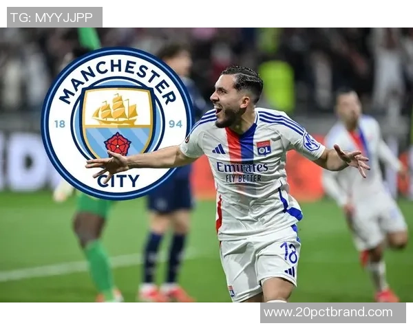 曼城阿森纳球衣缝合引热议 网友对理查兹穿着感受大不相同